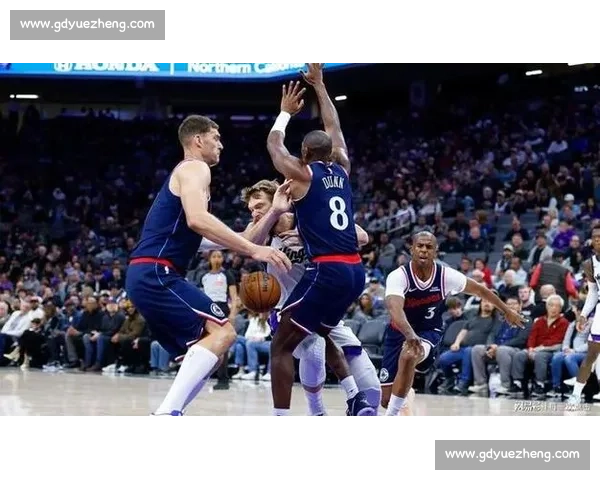 保罗点将快船内线：祖巴茨镇禁区，大洛拓空间